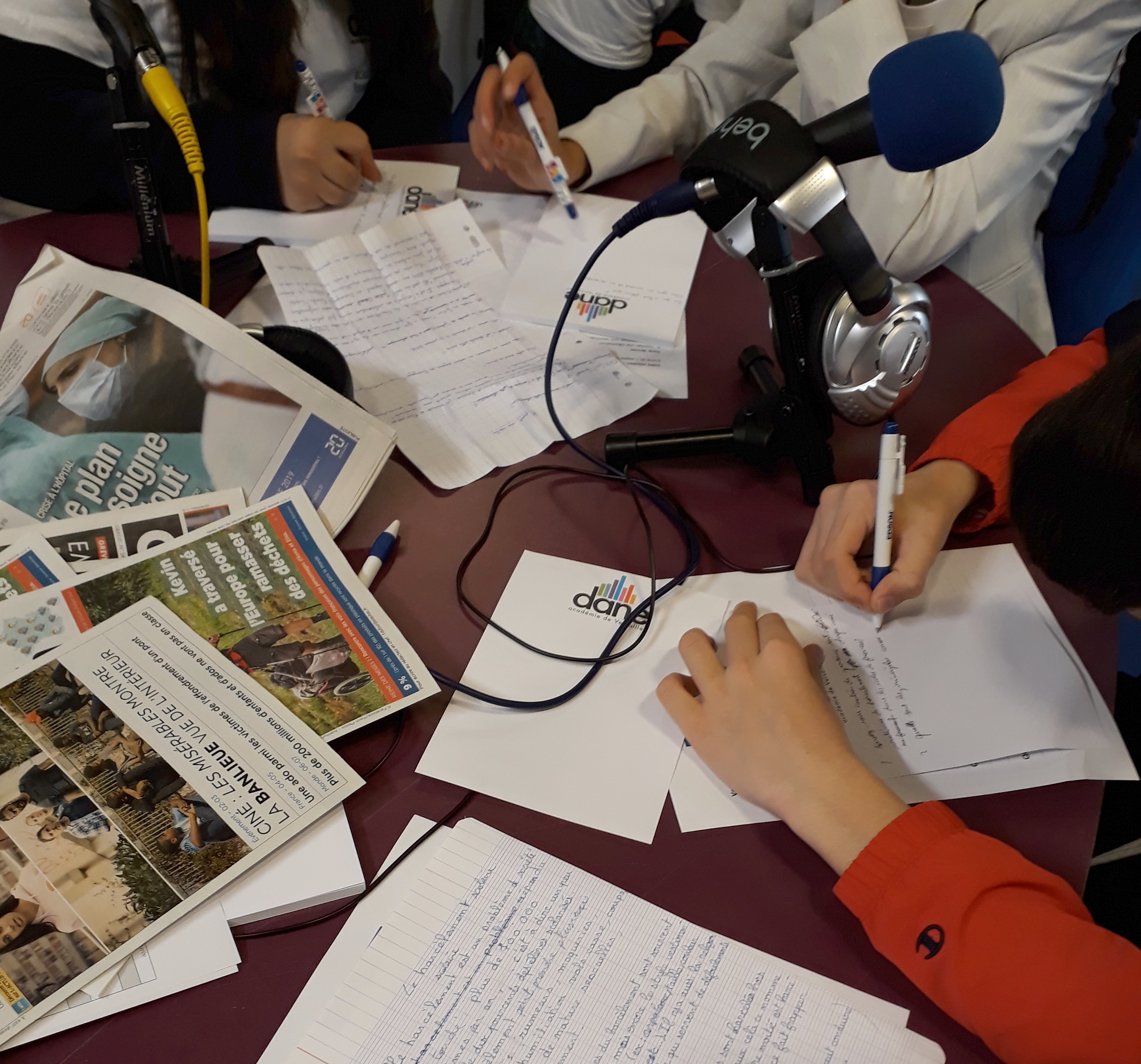 Logo Les productions des classes médias